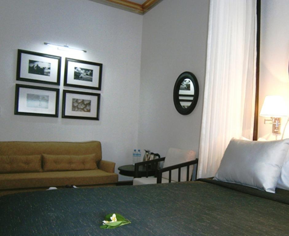 Jing Land Hotel Luang Prabang Esterno foto
