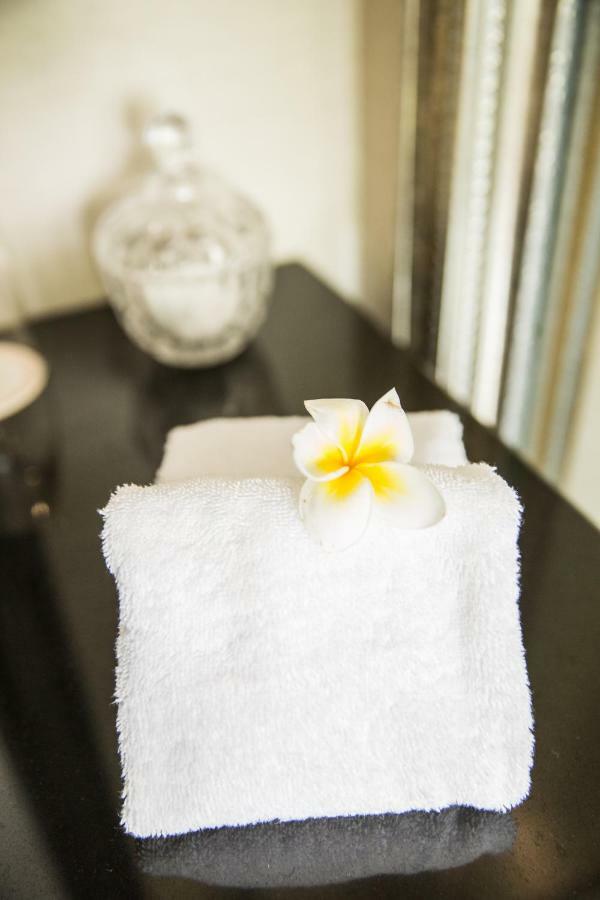 Jing Land Hotel Luang Prabang Esterno foto
